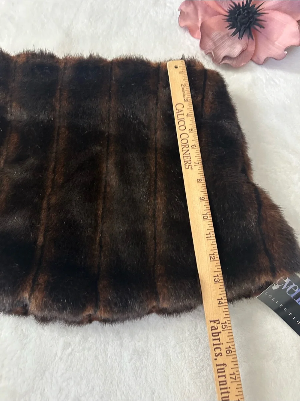 NWT Necessary Object Faux Fur Shrug Stole Women One Size Brown